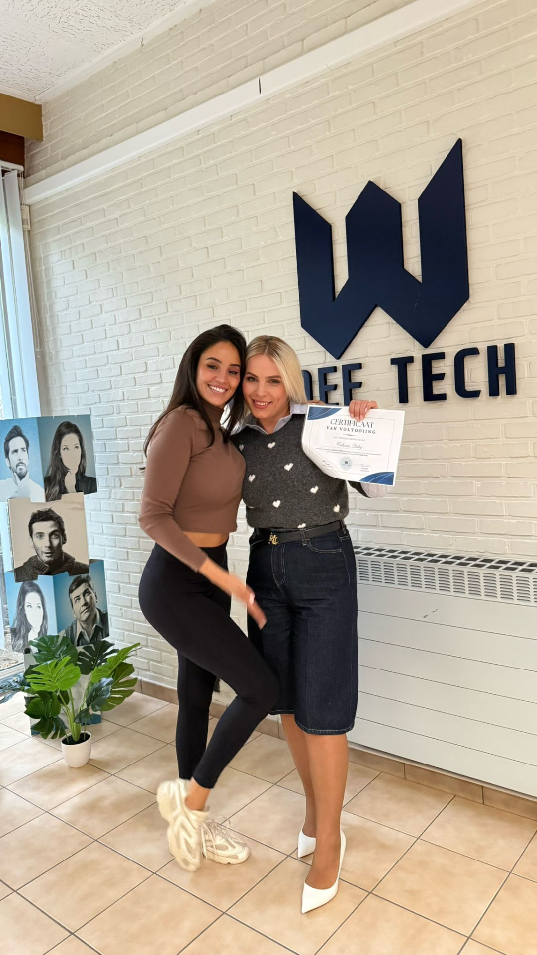Twee partners met hun Wamee Tech opleidingscertificaat