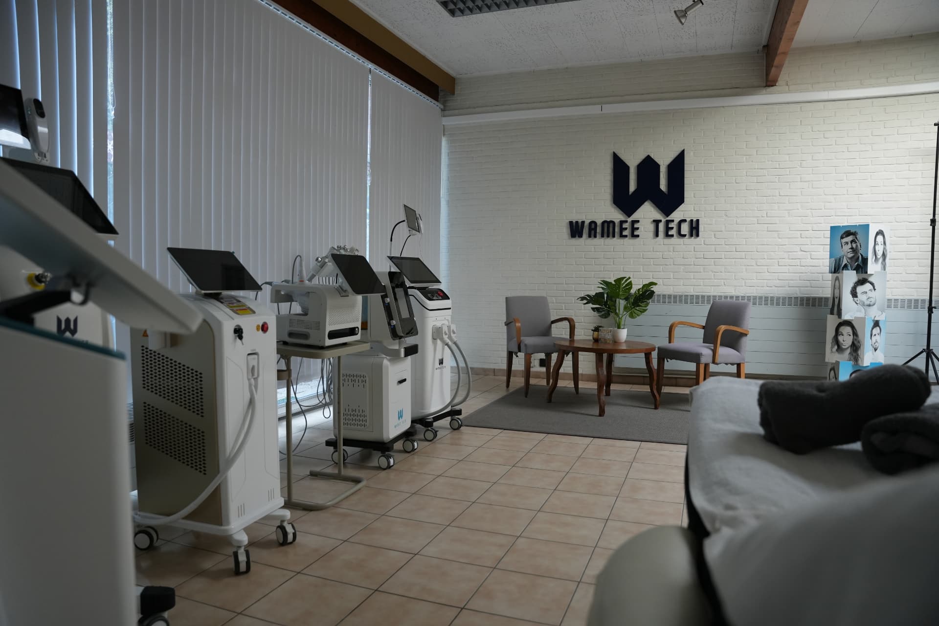 Wamee Tech showroom met laserapparatuur